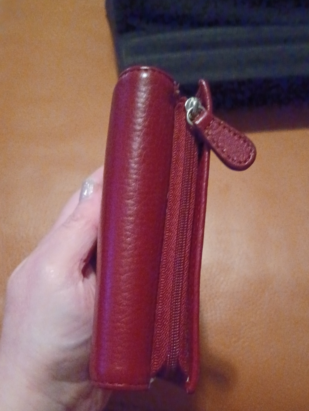 > Red Leather Wallet - Picture 6 of 10